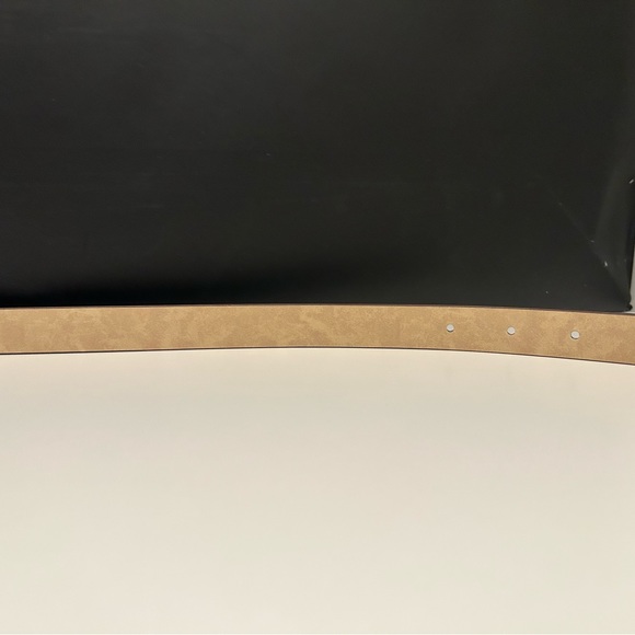 NWT Banana Republic Women's Ostrich Synthetic Leather Belt, XS, Gold Buckle - Picture 9 of 11